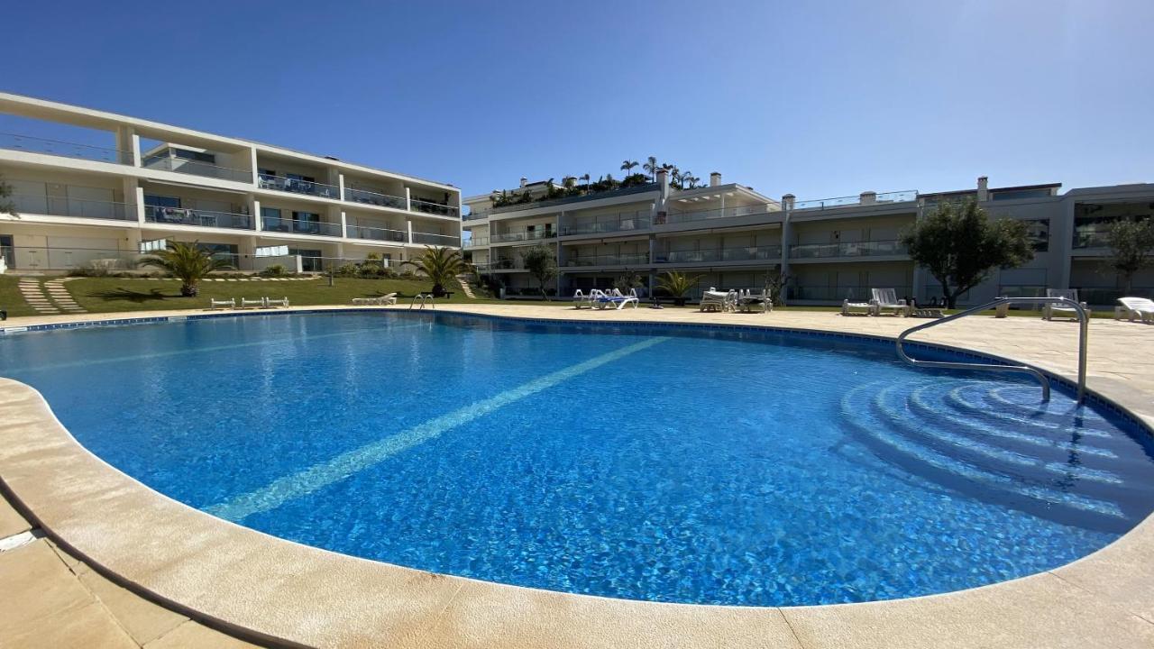 Charmant Appartement A 1Km De La Plage, Avec Piscine A Albufeira Eksteriør billede