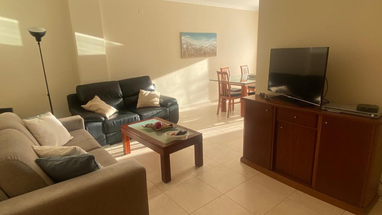 Charmant Appartement A 1Km De La Plage, Avec Piscine A Albufeira Eksteriør billede