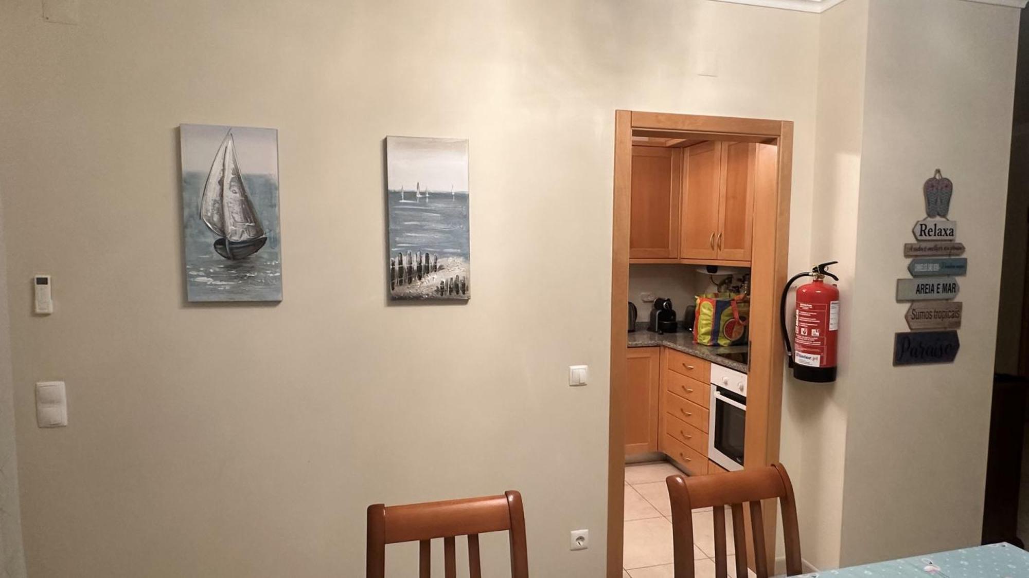 Charmant Appartement A 1Km De La Plage, Avec Piscine A Albufeira Eksteriør billede