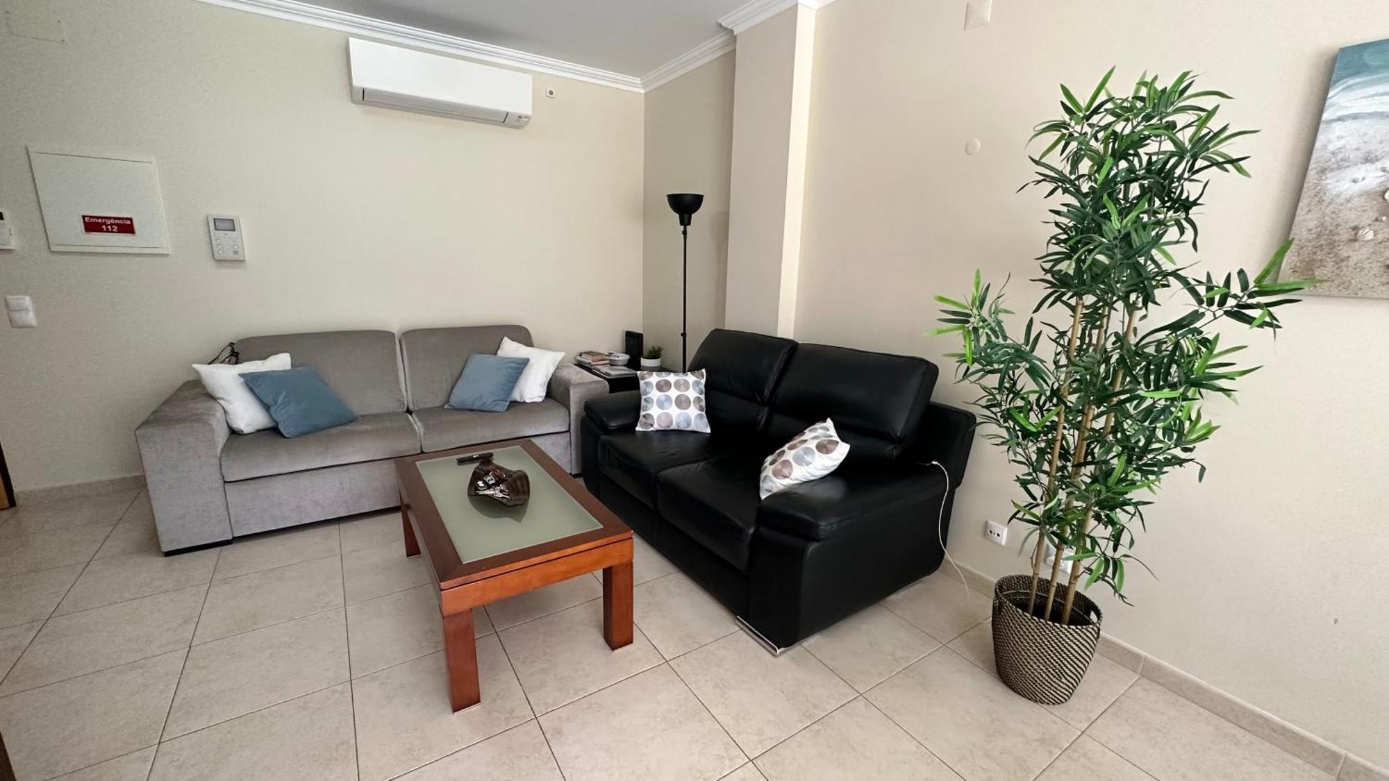 Charmant Appartement A 1Km De La Plage, Avec Piscine A Albufeira Eksteriør billede